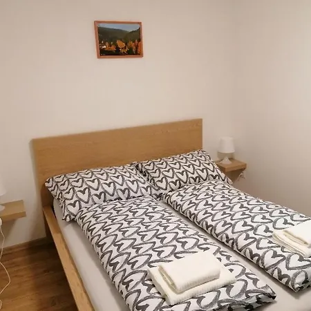 Apartmany Na Namesti Bozi Dar Exterior photo