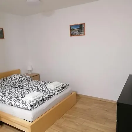 Apartmany Na Namesti Bozi Dar Exterior photo